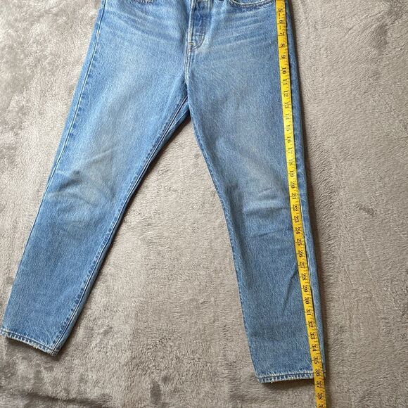 Levi's Premium Wedgie Button Fly Jeans Size 28 - Picture 9 of 13